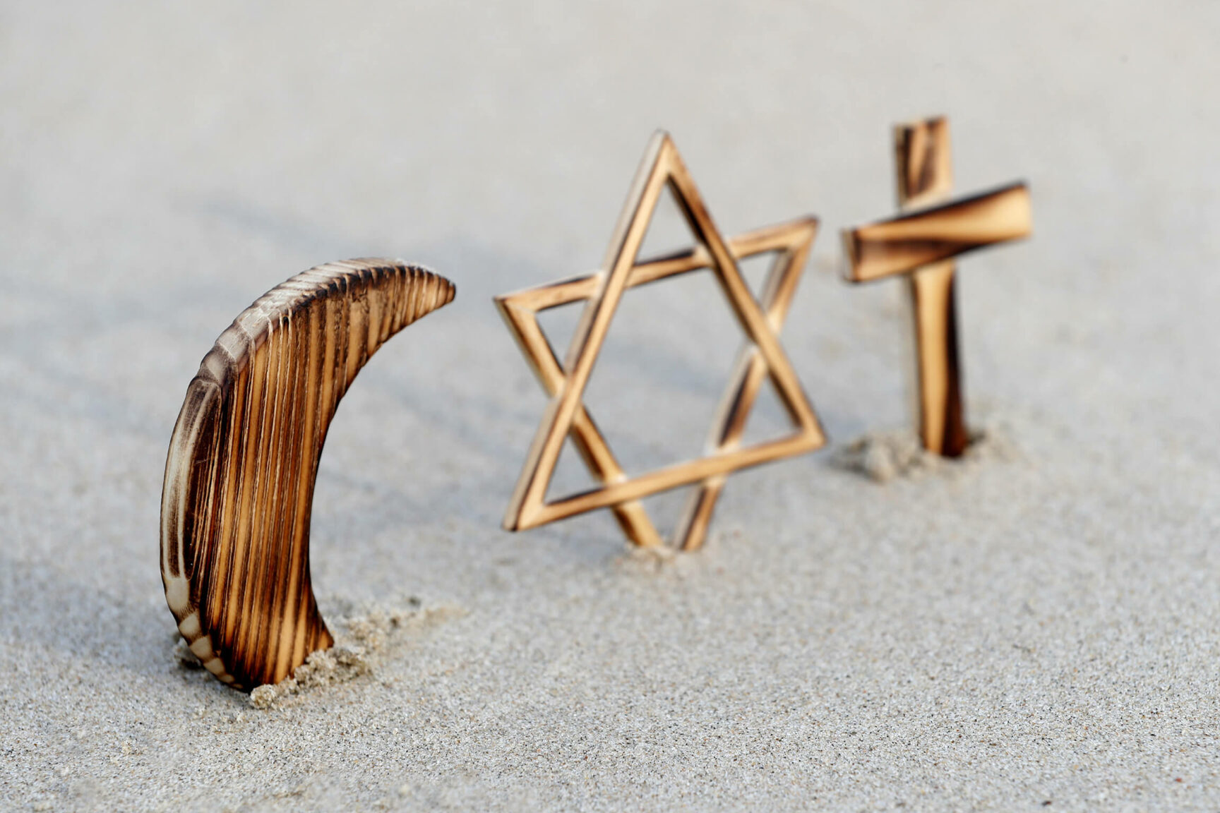 Les trois religions monothéistes : l’histoire, les croyances et les pratiques.